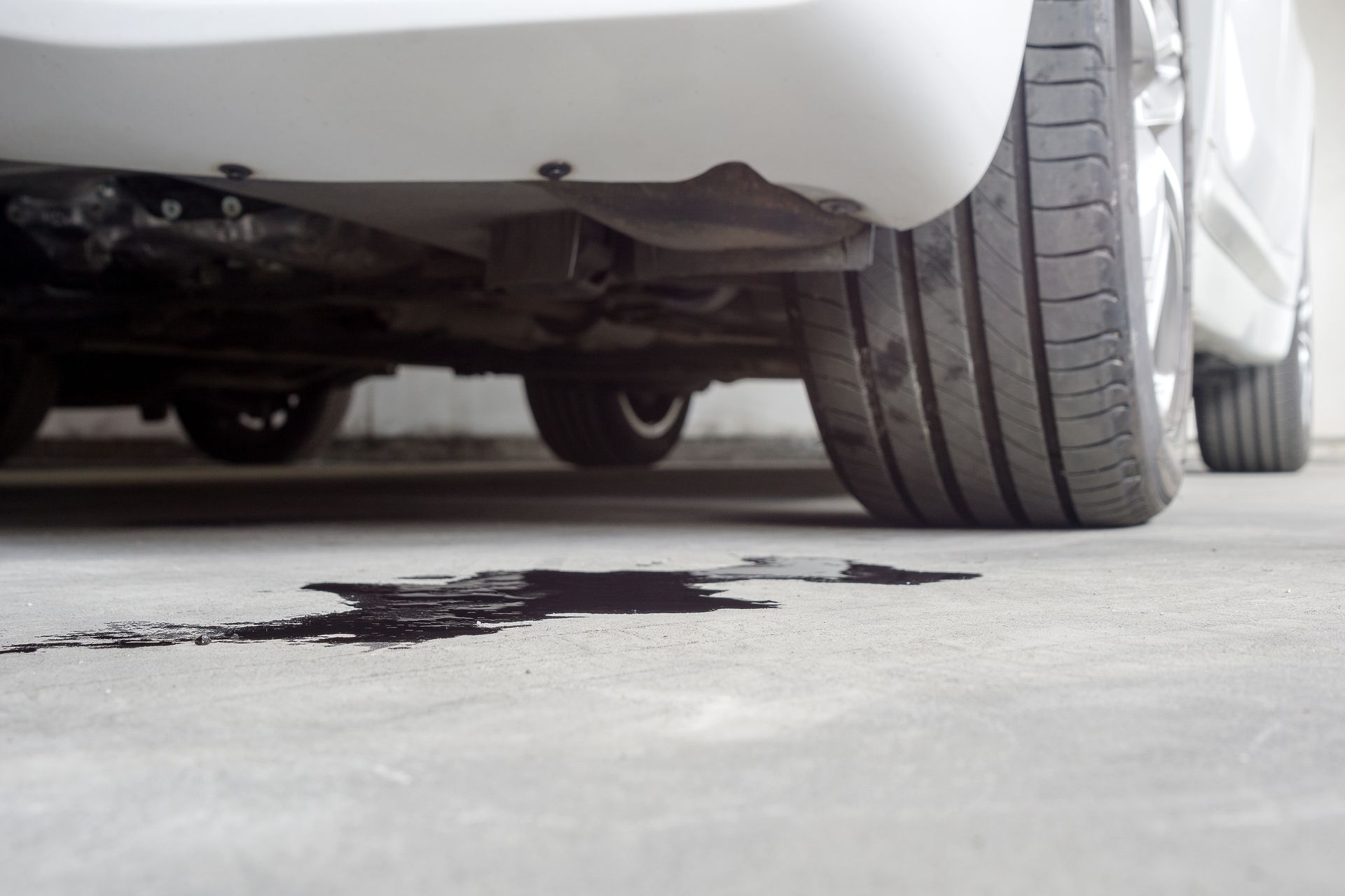Transmission Leak Repair in Merriam, KS| Star European Repair